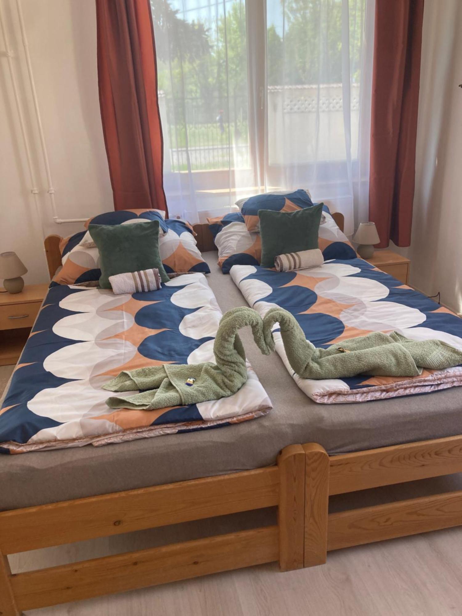 Appartement Tavaszpart Vendeghaz à Szeged Extérieur photo