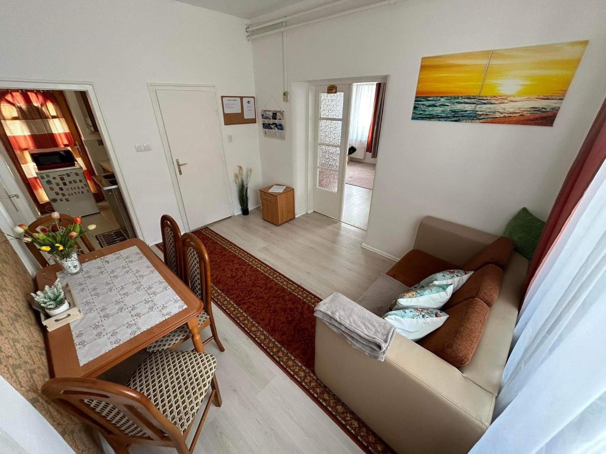 Appartement Tavaszpart Vendeghaz à Szeged Extérieur photo