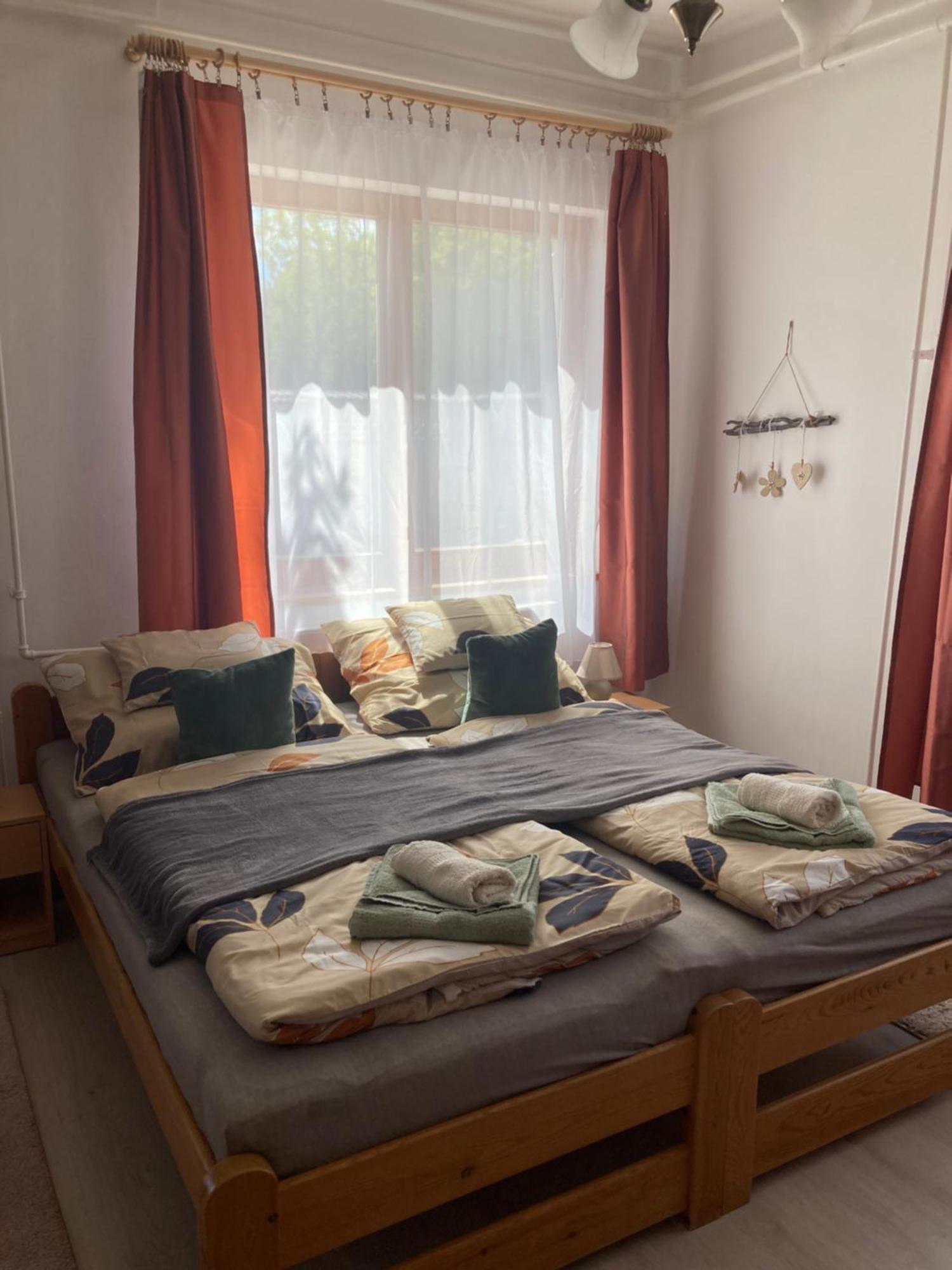 Appartement Tavaszpart Vendeghaz à Szeged Extérieur photo