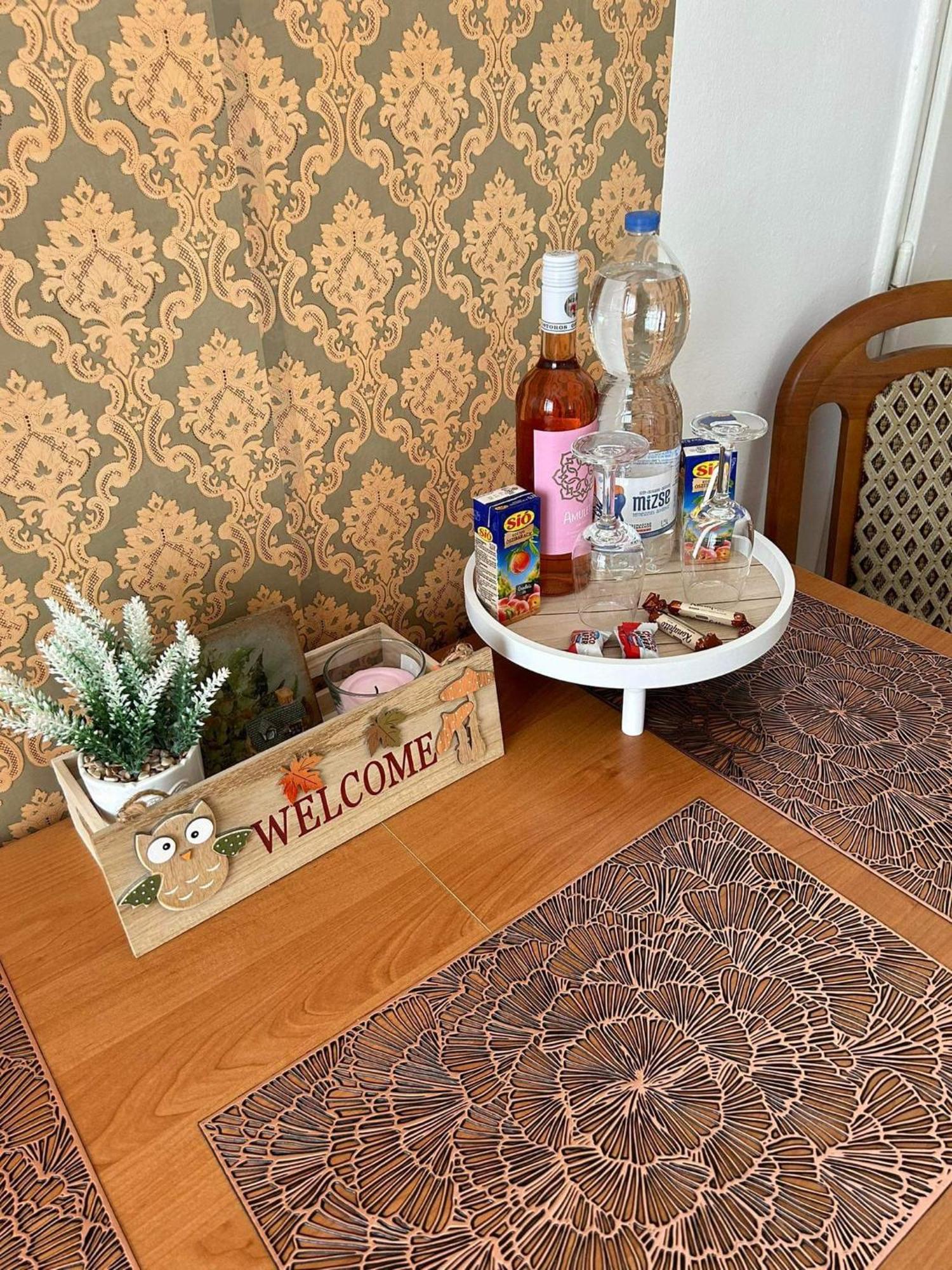 Appartement Tavaszpart Vendeghaz à Szeged Extérieur photo